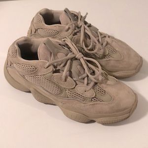 Yeezy 500 blush